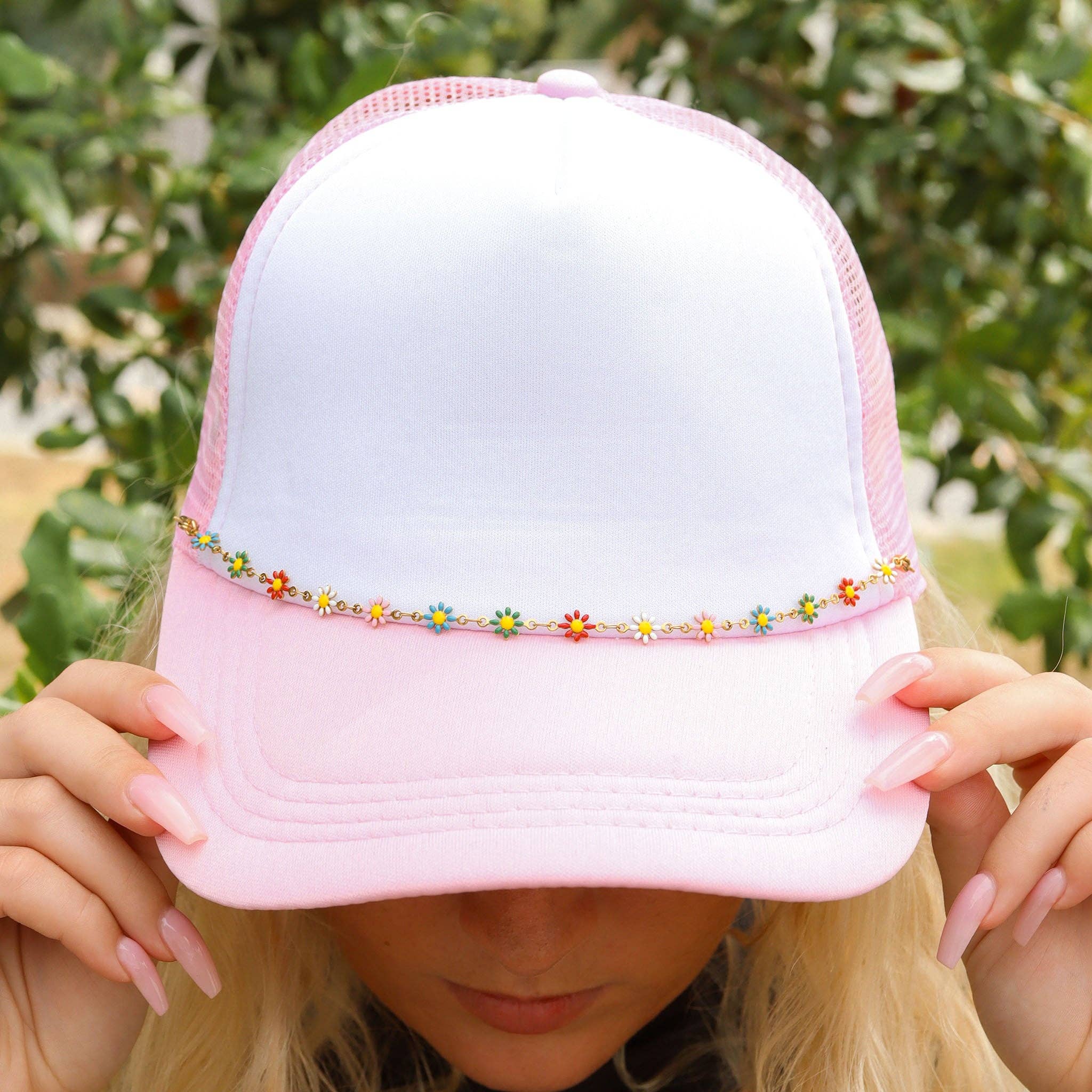 Trucker Hat Chain: Multi-Colored Daisy Chain