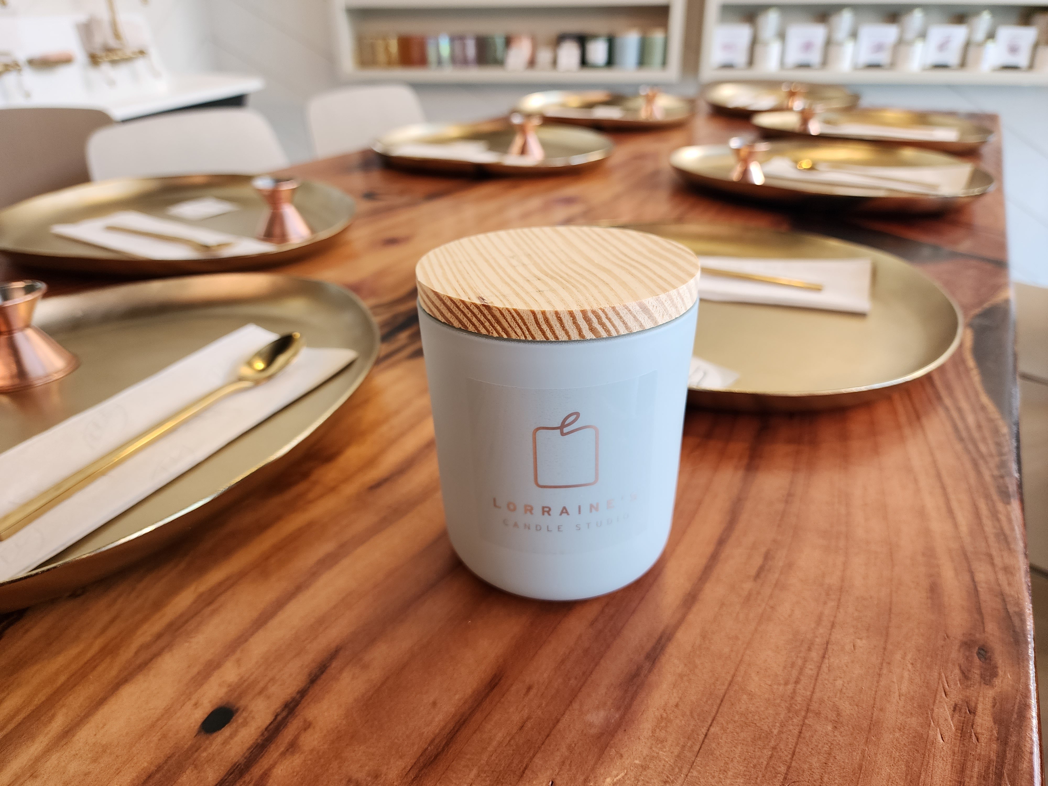 A Custom Fragrance Blended Candle - Aura Matte Vessel with wood