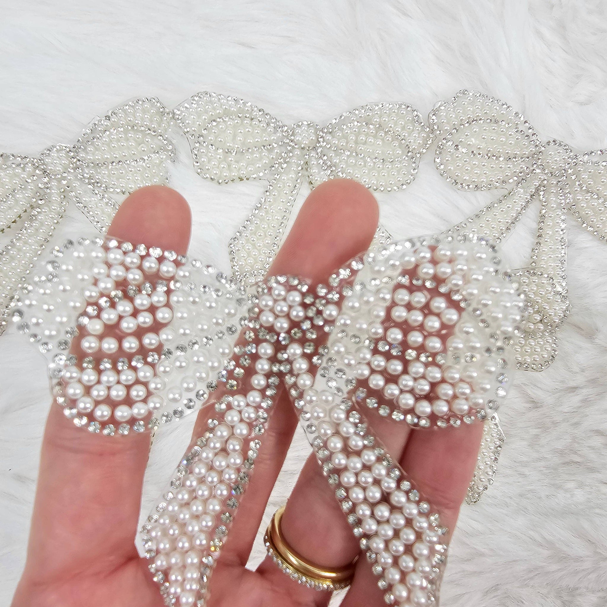 Rhinestone Bow with Silver Outline and White Pearl Iron-on Patch