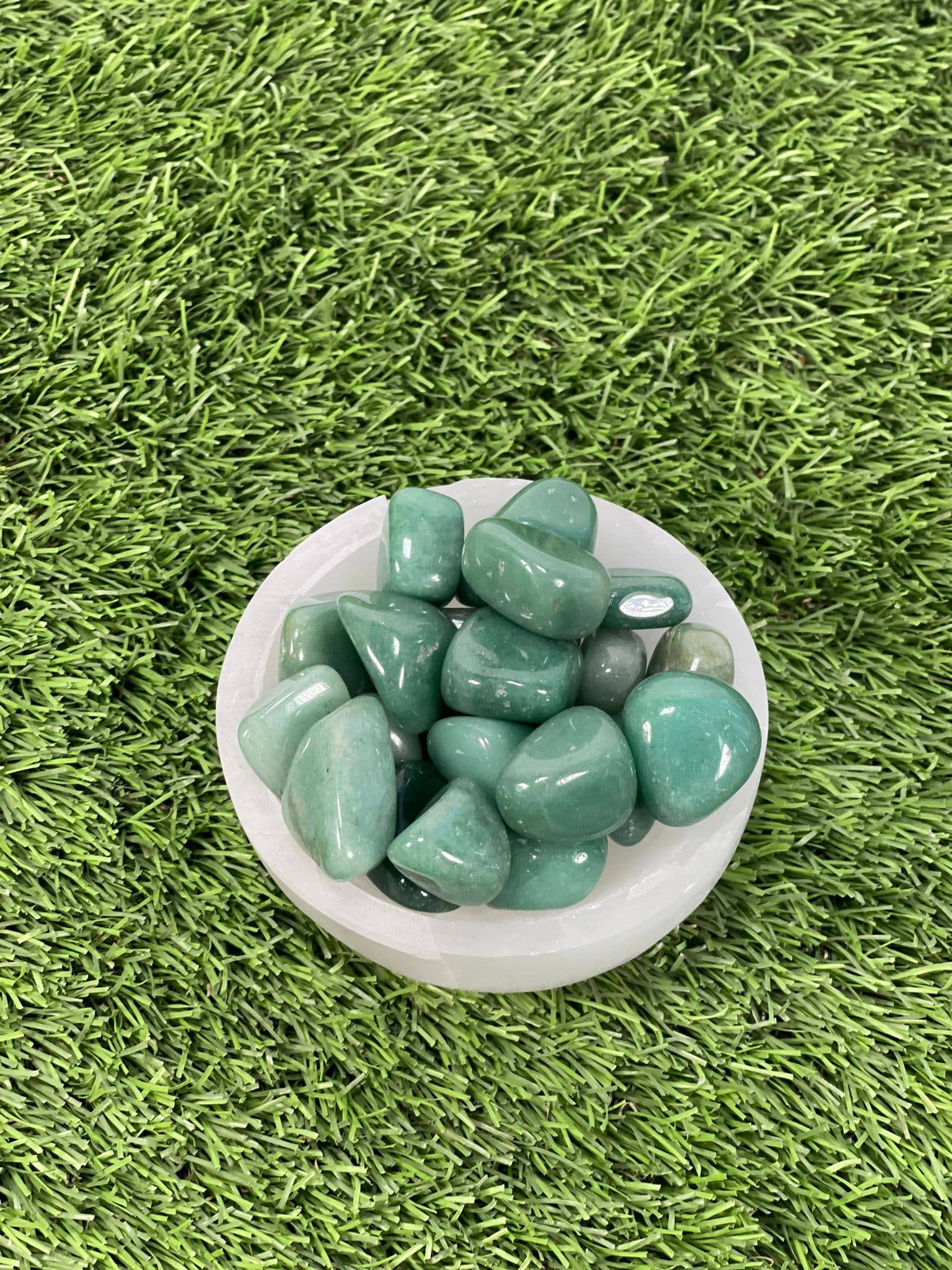 Tumbled GREEN AVENTURINE / GREEN AVENTURINE / GEMSTONE