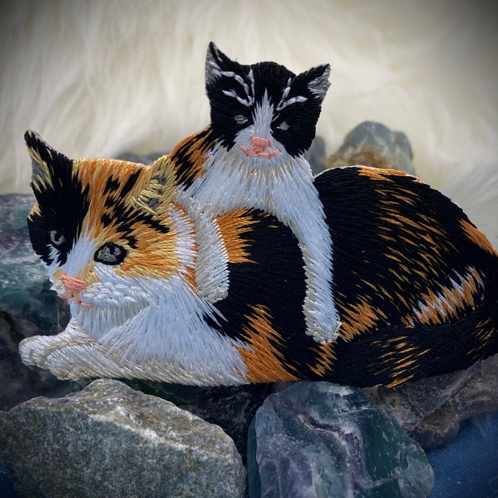 Calico, Mother Cat and Kitten, Pets, Animals, Embroidered, Iron on Patch