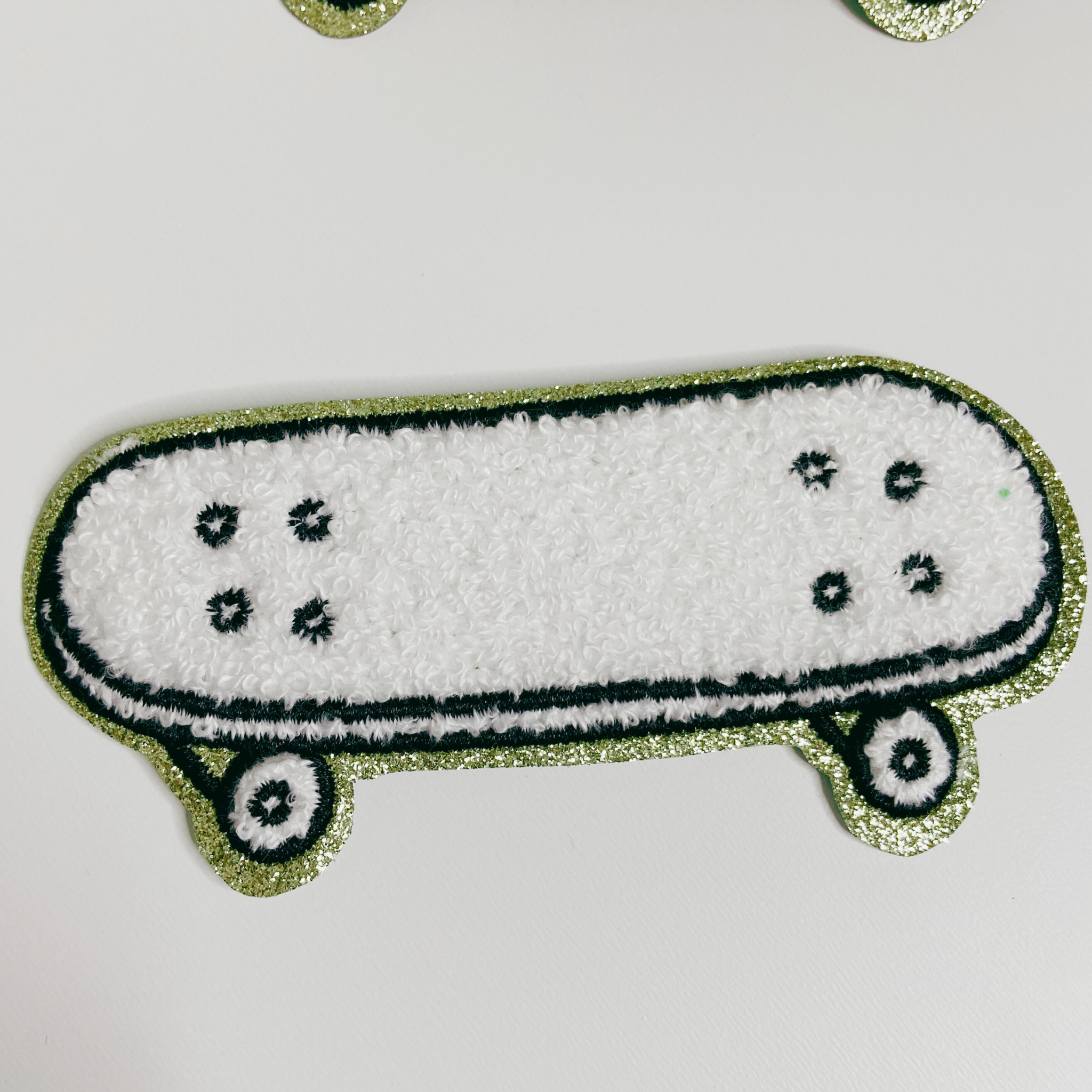 4inch Skateboard chenille hat patch - in white