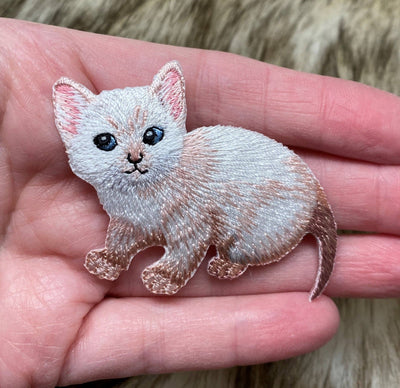White Cat, Kitten, Pets, Embroidered Iron-on Patch