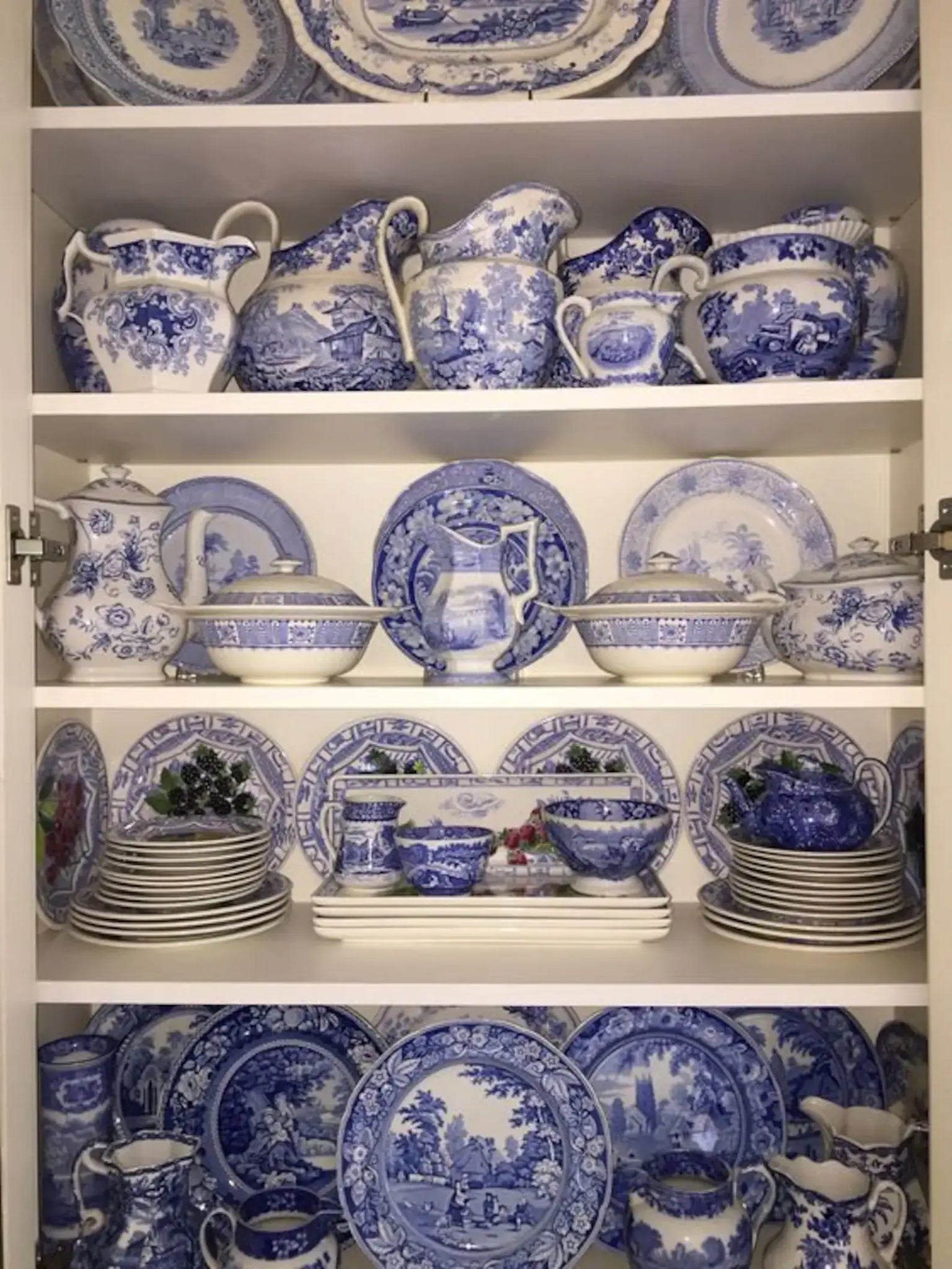 Mismatched Teacups Blue and White Catering, Event Planner