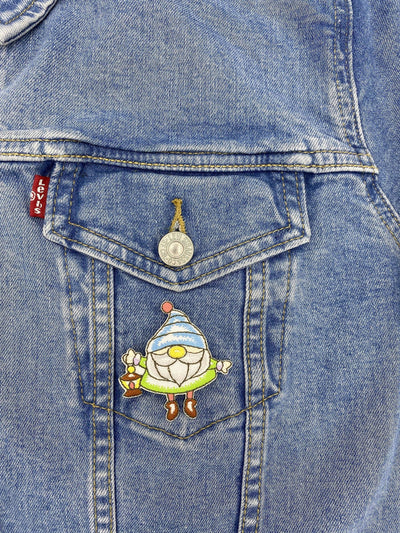 Garden Gnome with Lantern, Embroidered, Iron on Patch, DIY crafts