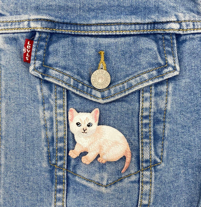 White Cat, Kitten, Pets, Embroidered Iron-on Patch